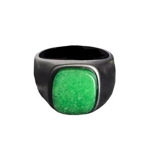 NWT Men’s Stainless Steel & Green Stone Ring